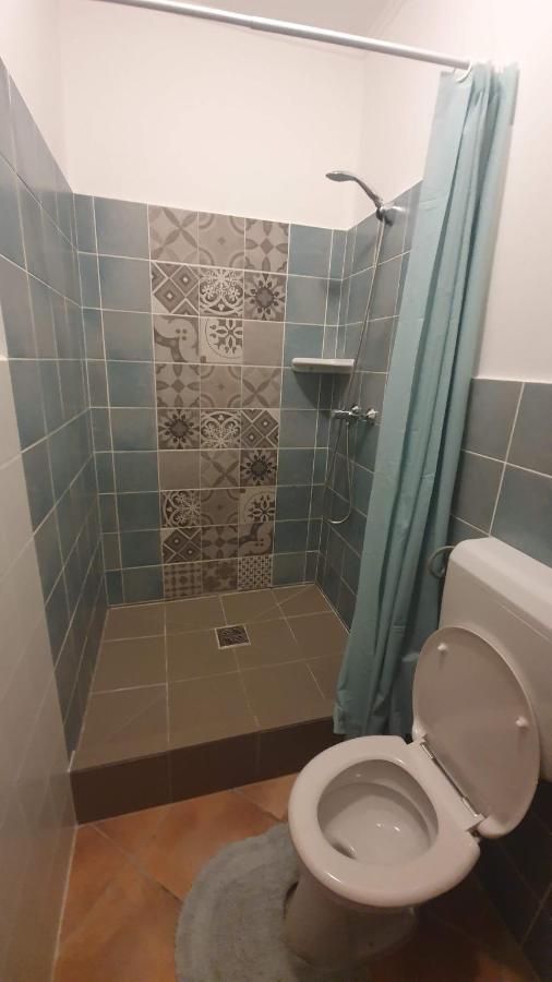 Palantir Panzio Bed & Breakfast Miskolc Bagian luar foto