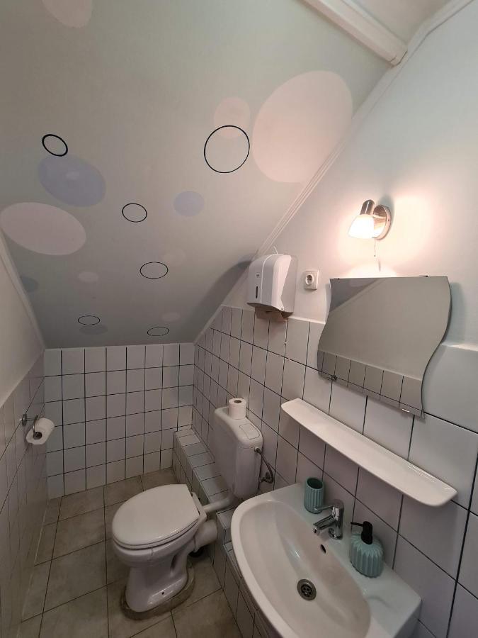 Palantir Panzio Bed & Breakfast Miskolc Bagian luar foto